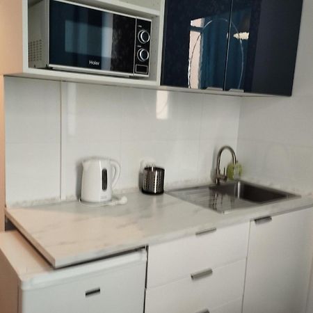 Ministudio W Hostel Solec50 By Metro Station Centrum Kopernika Elektrownia Powisle 23 Unit Варшава Екстериор снимка